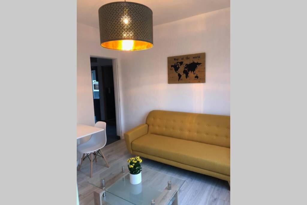 Spacieux Confortable Appartement Centre Ville Valenciennes Exterior foto
